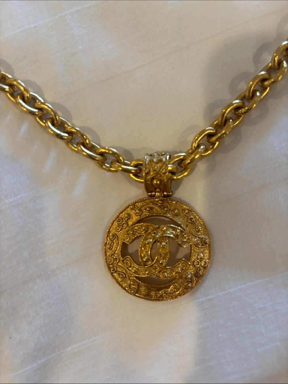 CHANEL vintage necklace
